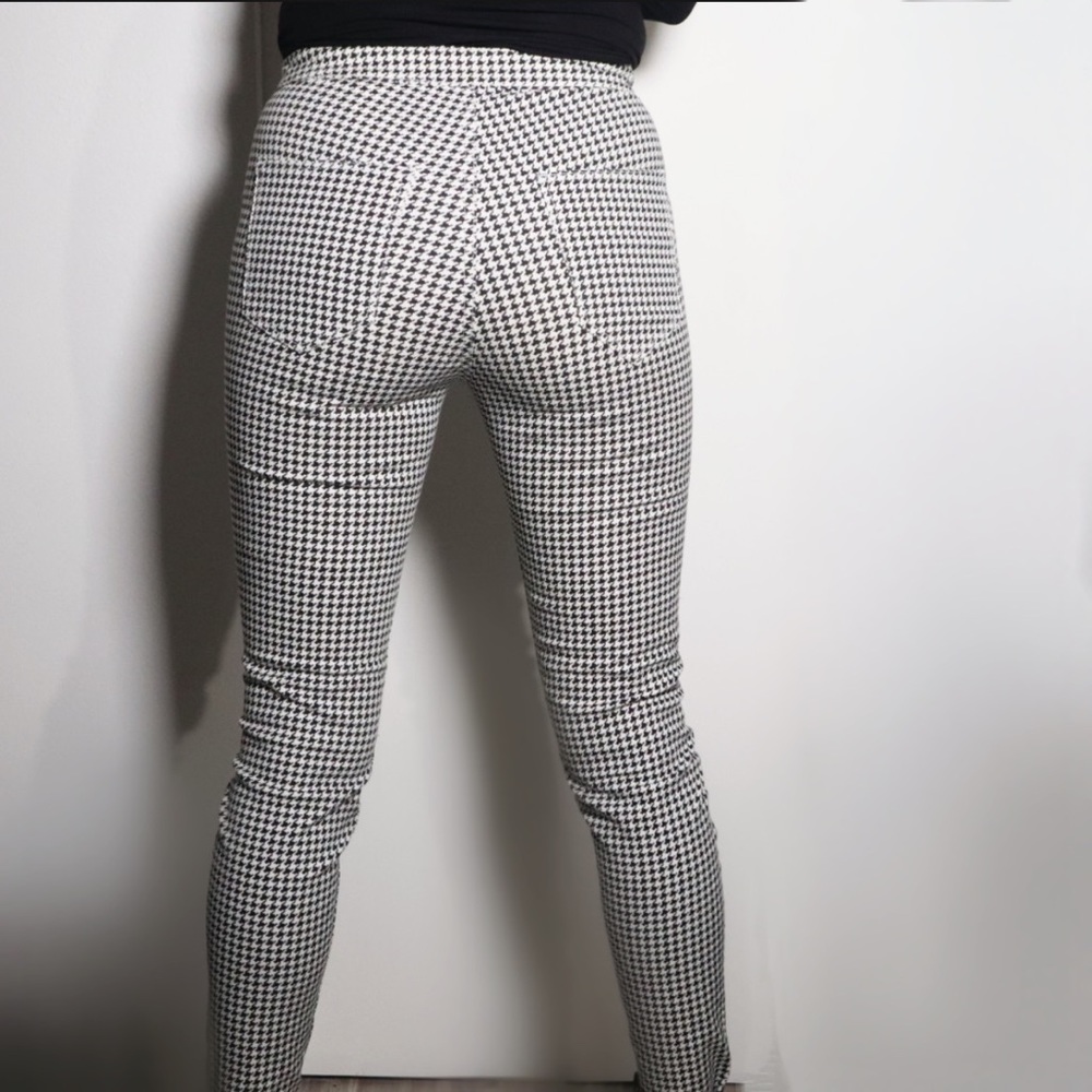 3 for 25! 🌻 H&M Houndstooth Twill Pants 🖤 - Picture 8 of 13